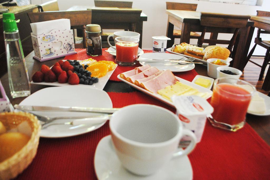 Hostal Petit Verdot Санта-Крус Экстерьер фото