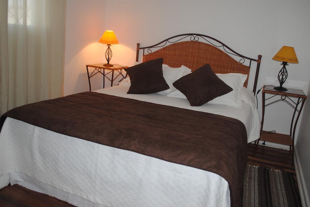 Hostal Petit Verdot Санта-Крус Экстерьер фото